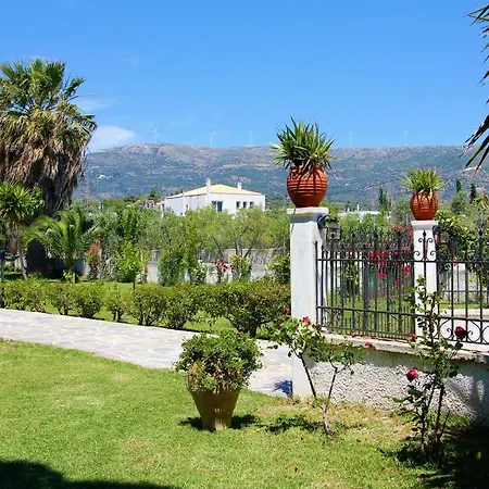 Amarynthos Beachfront With Garden