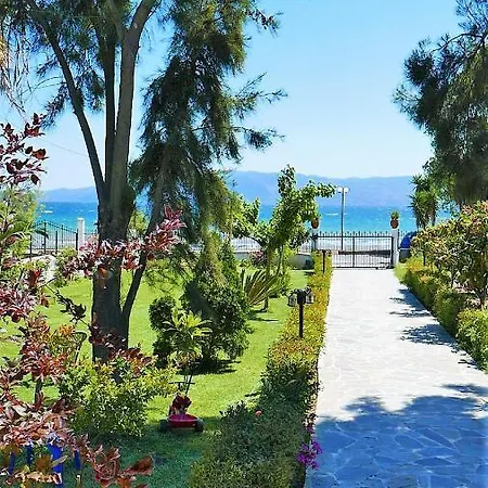Amarynthos Beachfront With Garden *